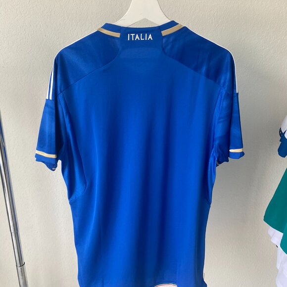 Adidas Italy National Team Home Soccer Jersey. - Picture 14 of 16